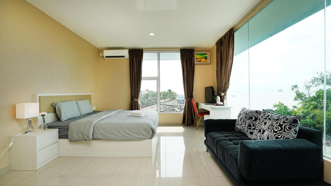 J.G. Resort Pengerang Exterior photo